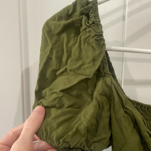 Urban Outfitters green women’s crop top size XS. - Picture 3 of 5